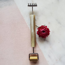 Small Rake with Toothed Brass Ball Cylinder - Chan Beauté No. 219